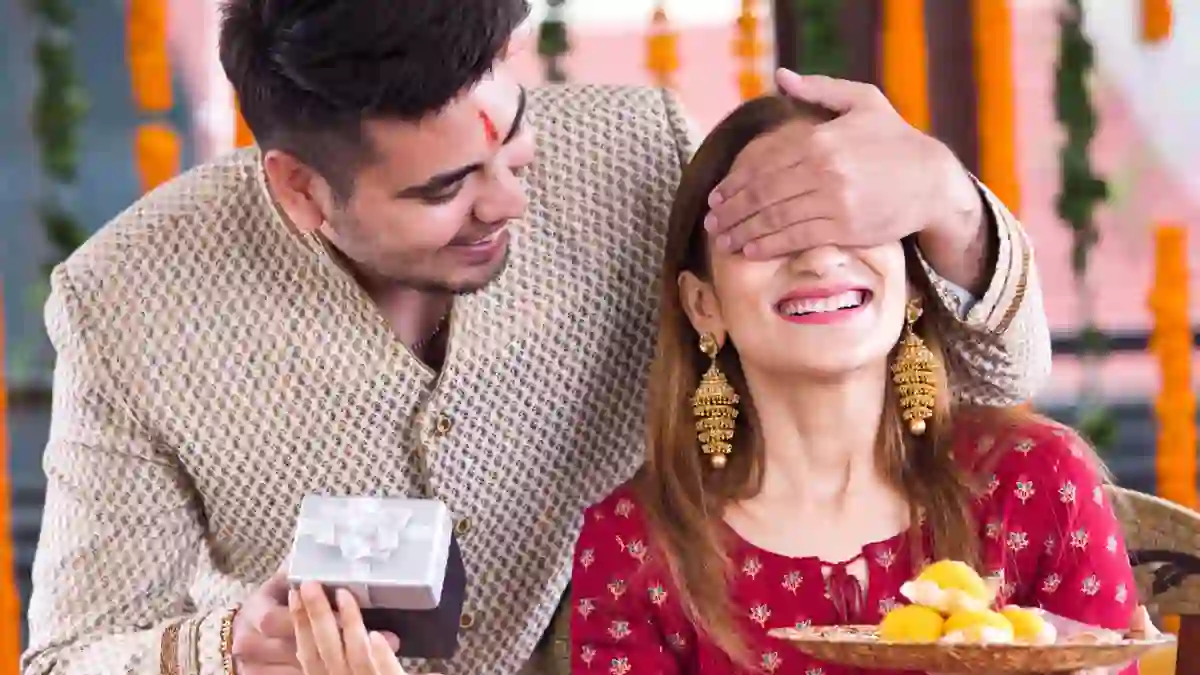 Read more about the article Rakshabandhan Gifts for Brother