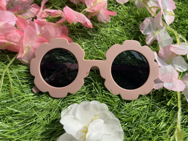 customized-flower-sunglasses-dark-pink