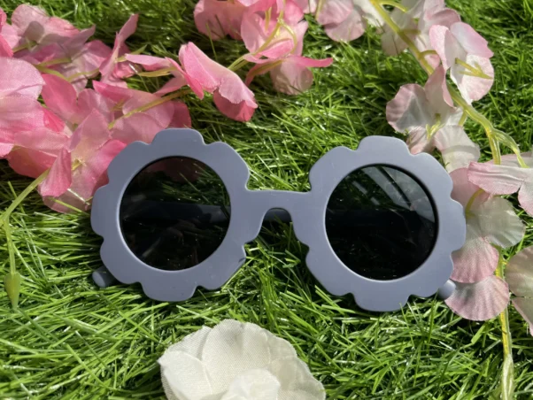 customized-flower-sunglasses-dark-blue