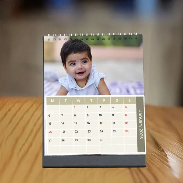 Custom Mini Desk Calendars with Personalized Designs