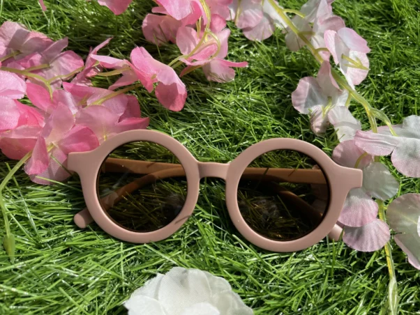 customized-round-sunglasses-dark-pink